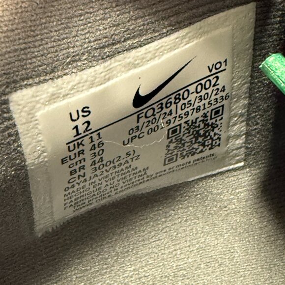 Nike Giannis Immortality 4 Smoke Grey Mens Basketball Shoe FQ3680-002 VNDS Sz 12 main image 5
